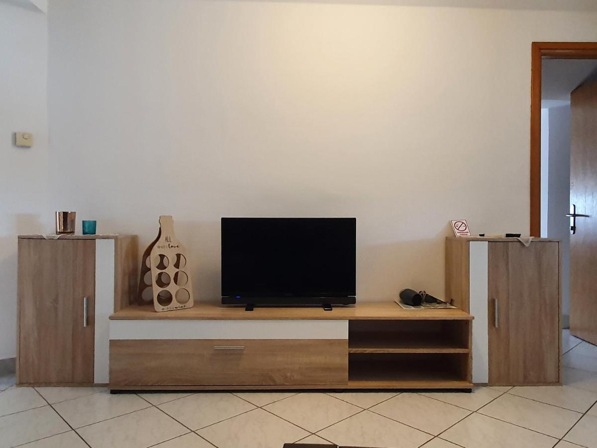 Apartments & Rooms Krk Krk Island ภายนอก รูปภาพ