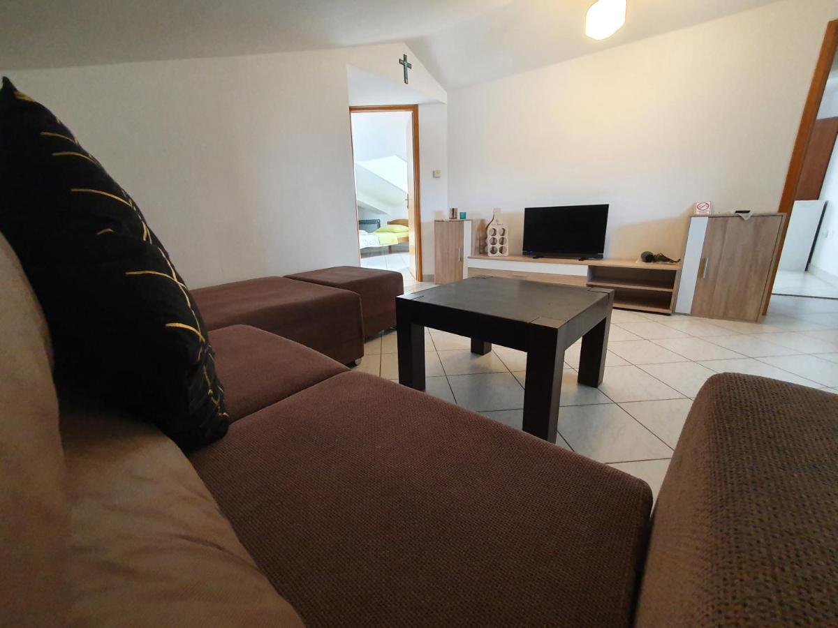 Apartments & Rooms Krk Krk Island ภายนอก รูปภาพ