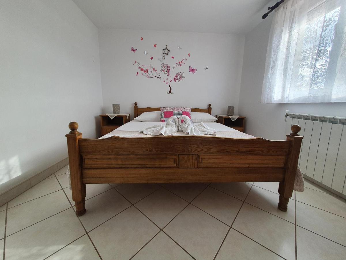 Apartments & Rooms Krk Krk Island ภายนอก รูปภาพ
