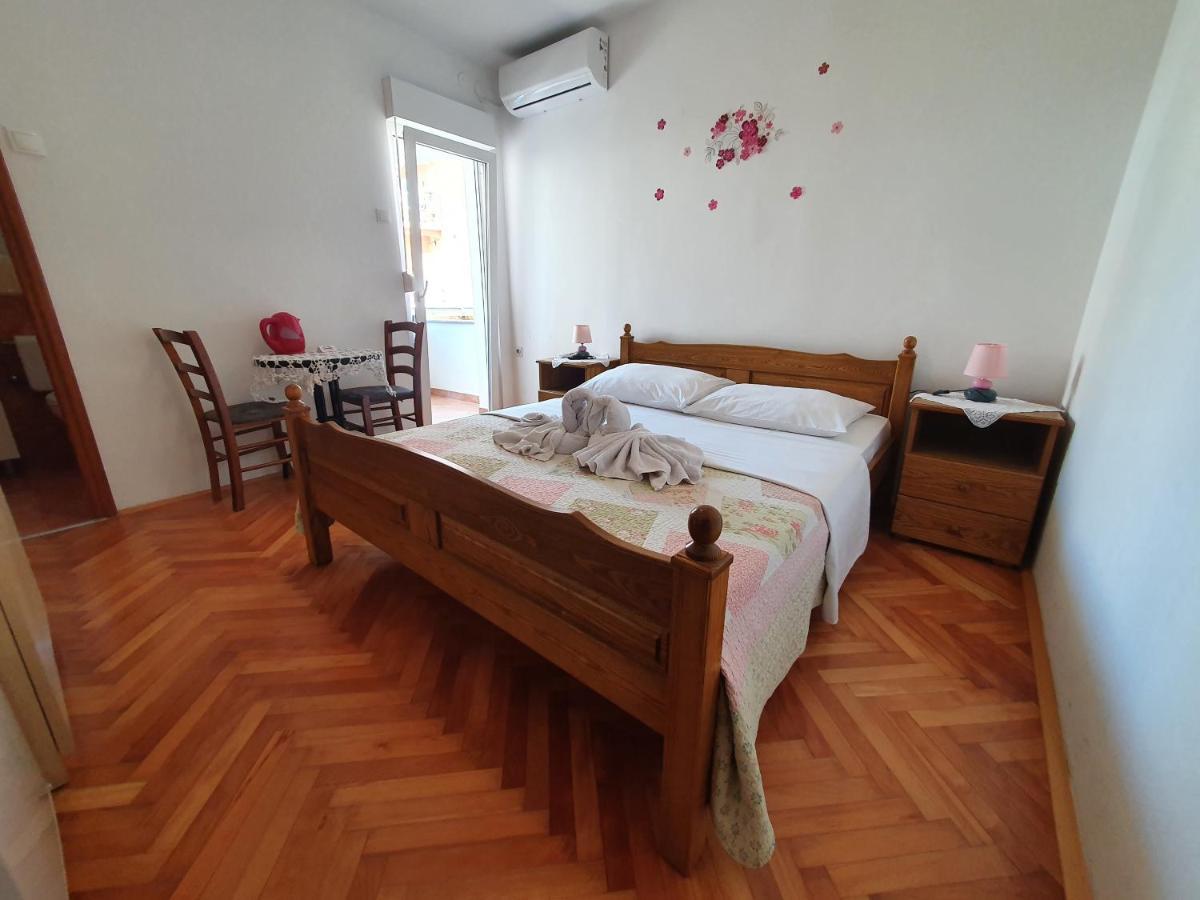 Apartments & Rooms Krk Krk Island ภายนอก รูปภาพ