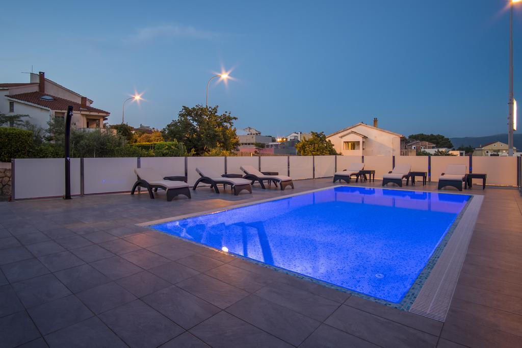 Apartments & Rooms Krk Krk Island ภายนอก รูปภาพ
