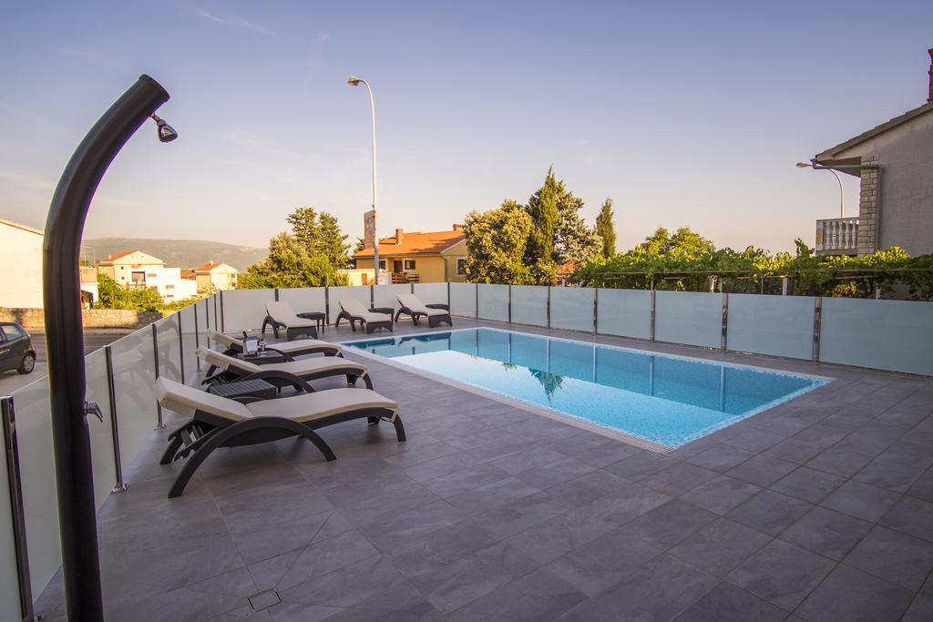 Apartments & Rooms Krk Krk Island ภายนอก รูปภาพ